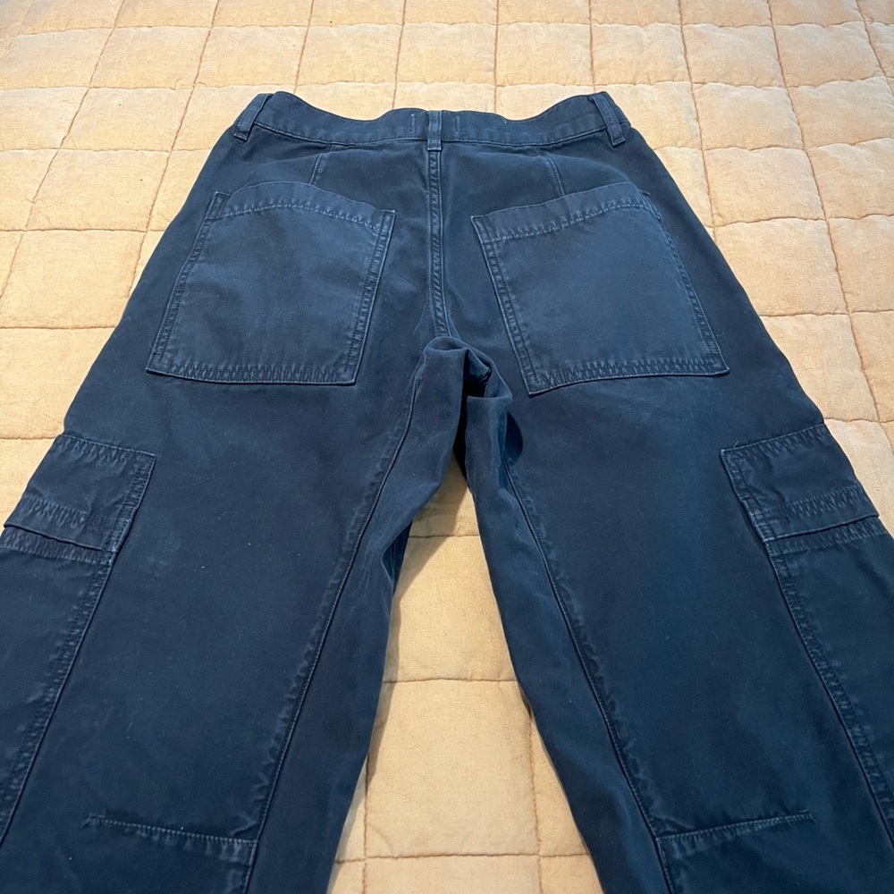 Citizens Of Humanity Marcelle Cargo Pants in True Navy. - Picture 6 of 9